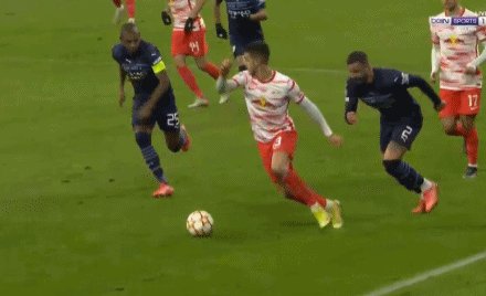 1638918686240098215.gif